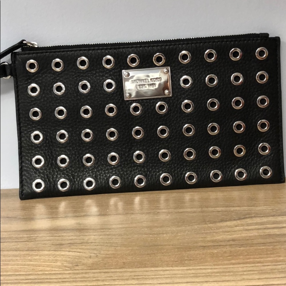 MICHAEL Michael Kors Leather Wristlet